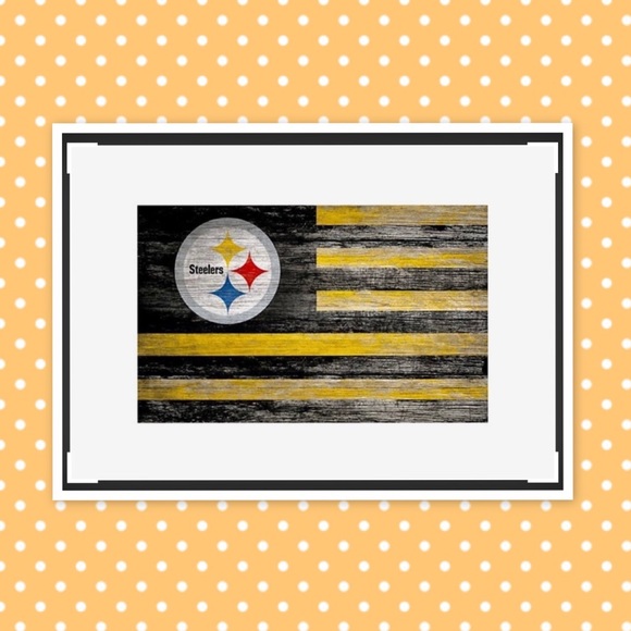 NFL Distressed Pittsburgh Steelers Wall Flag Decor - Picture 2 of 3